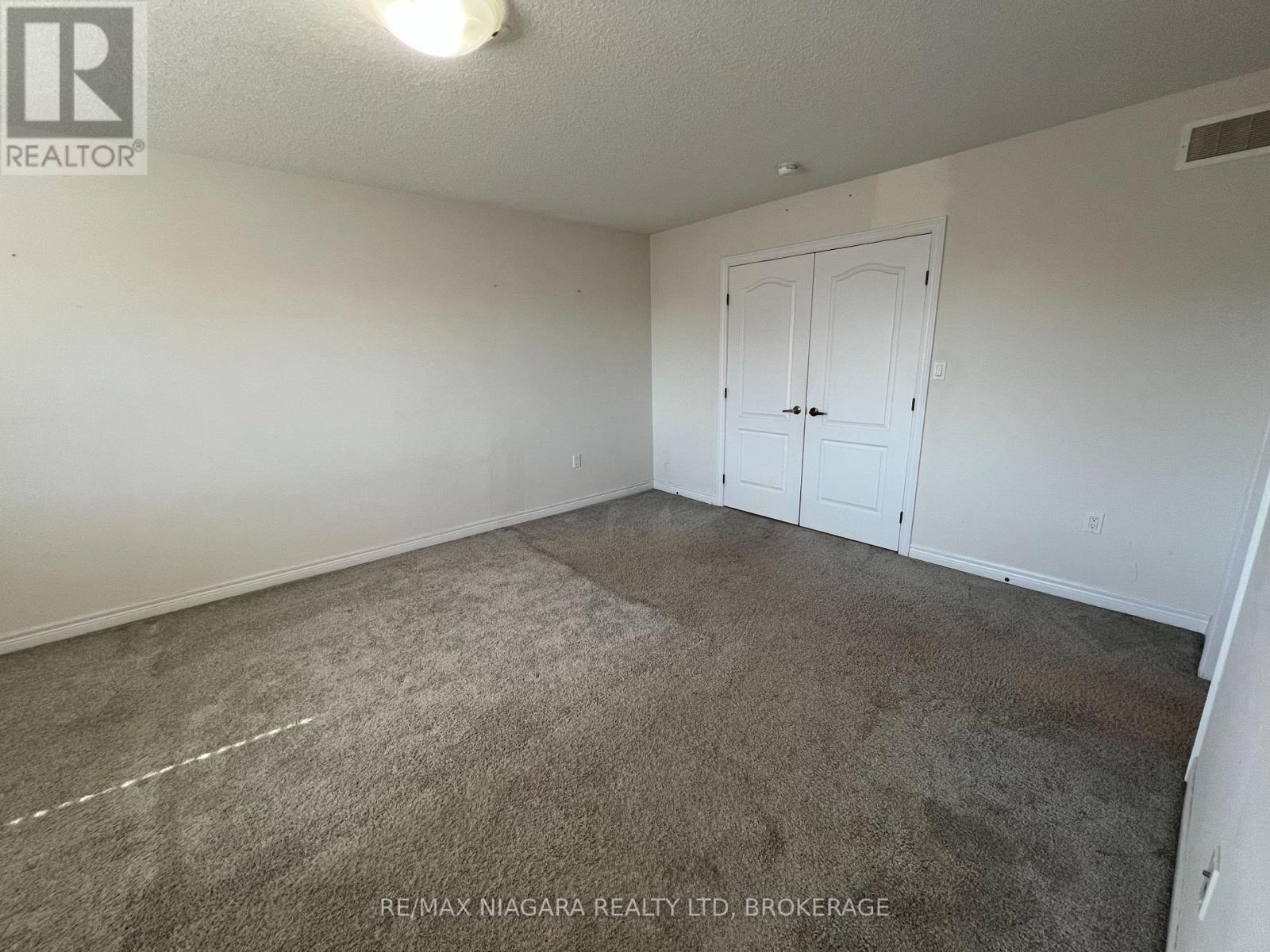 23 Fairgrounds Drive, Hamilton (Binbrook), Ontario L0R 1C0 - Photo 27 - X13872248