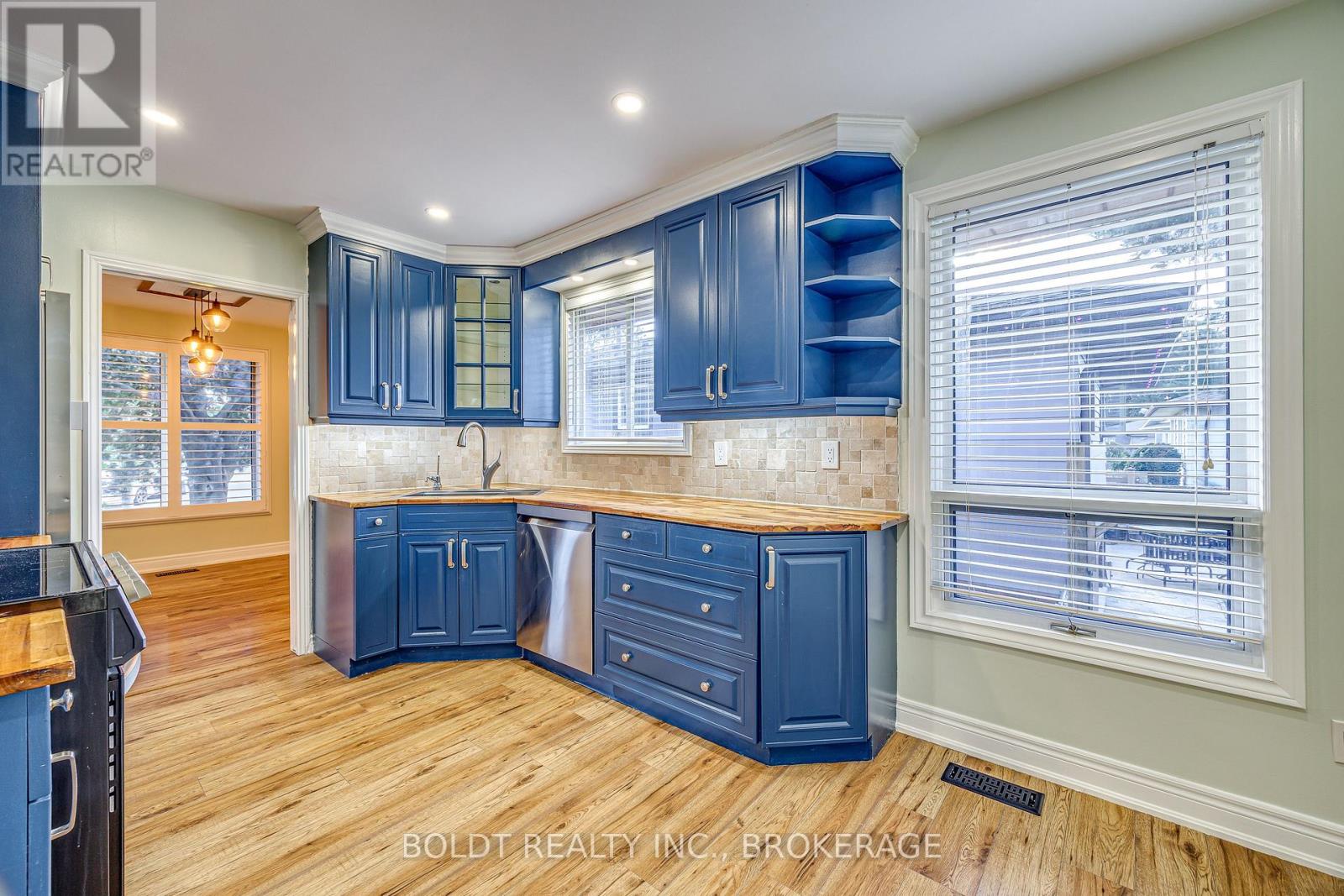 12 Bayshore Crescent, St. Catharines (Lakeshore), Ontario L2N 5Y4 - Photo 13 - X13872294