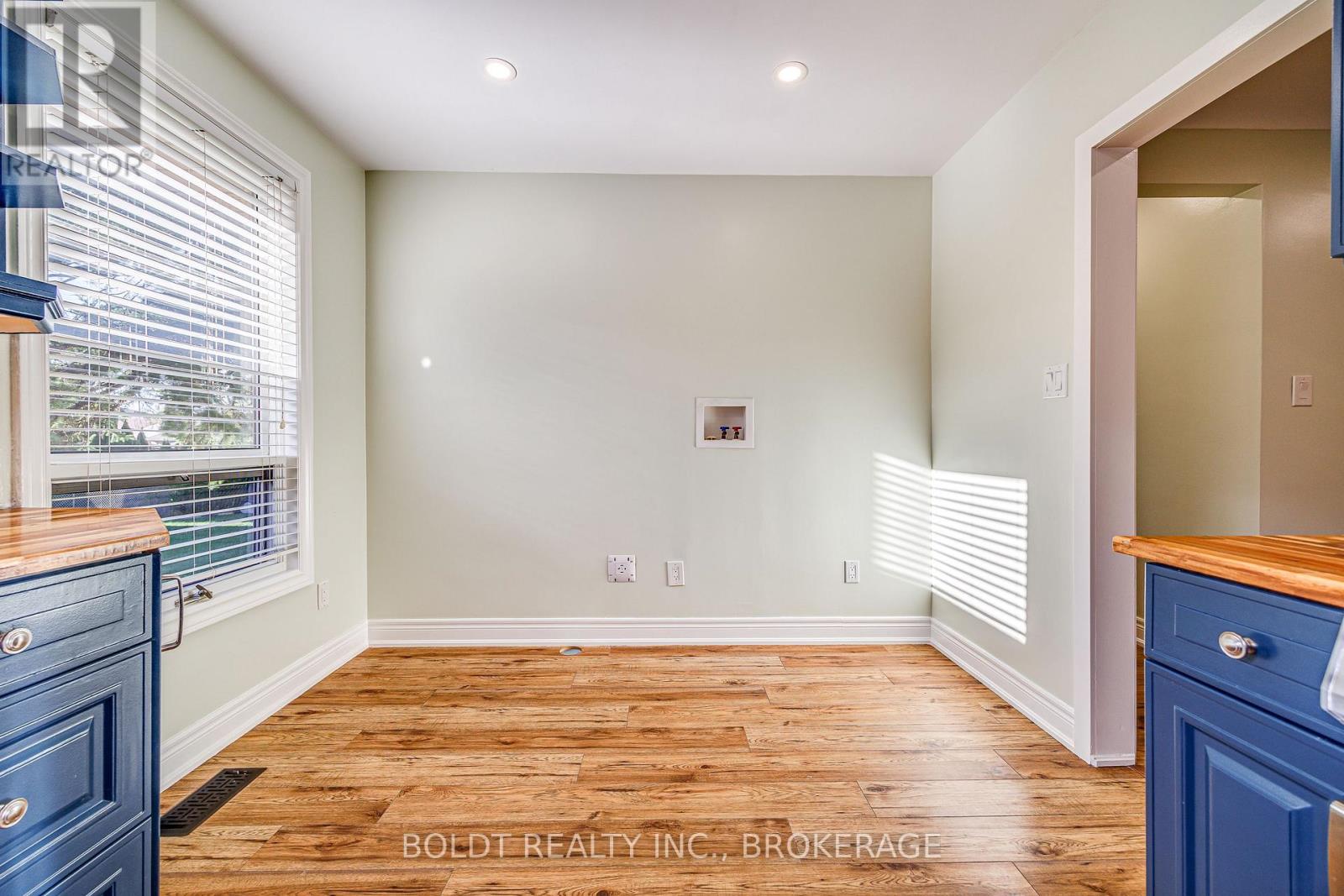 12 Bayshore Crescent, St. Catharines (Lakeshore), Ontario L2N 5Y4 - Photo 16 - X13872294