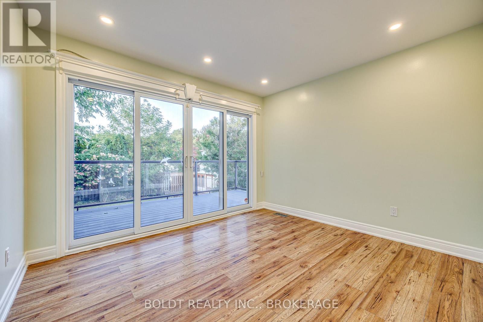 12 Bayshore Crescent, St. Catharines (Lakeshore), Ontario L2N 5Y4 - Photo 23 - X13872294