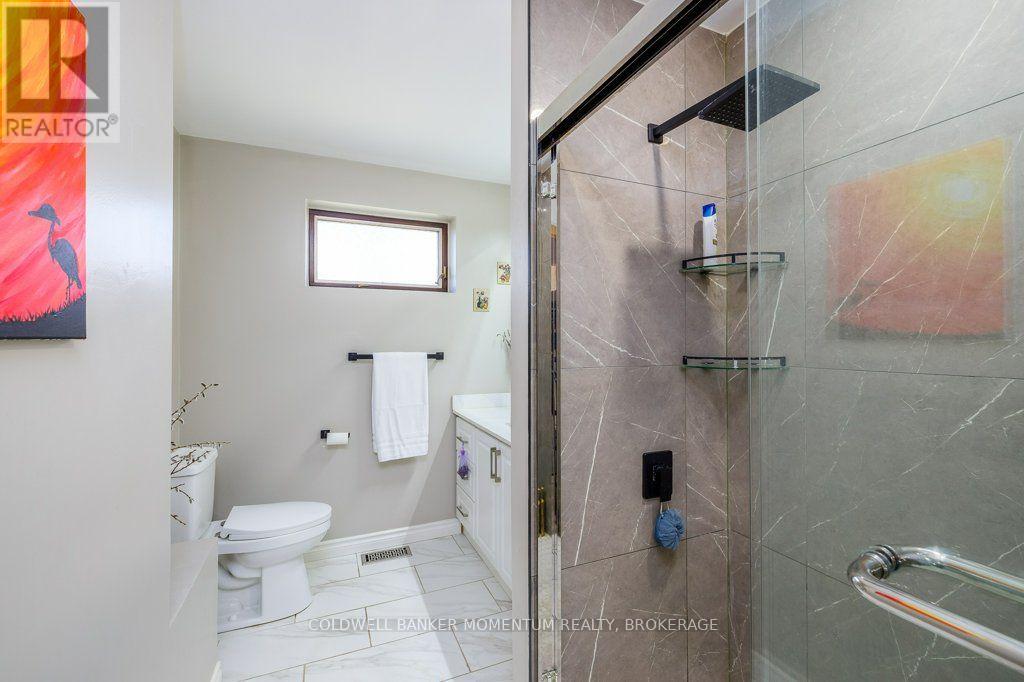 13 Lantana Circle E, St. Catharines (Lakeshore), Ontario L2M 7M5 - Photo 15 - X13872314