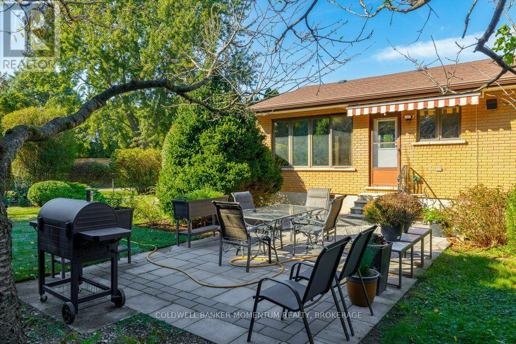 13 Lantana Circle E, St. Catharines (Lakeshore), Ontario L2M 7M5 - Photo 31 - X13872314
