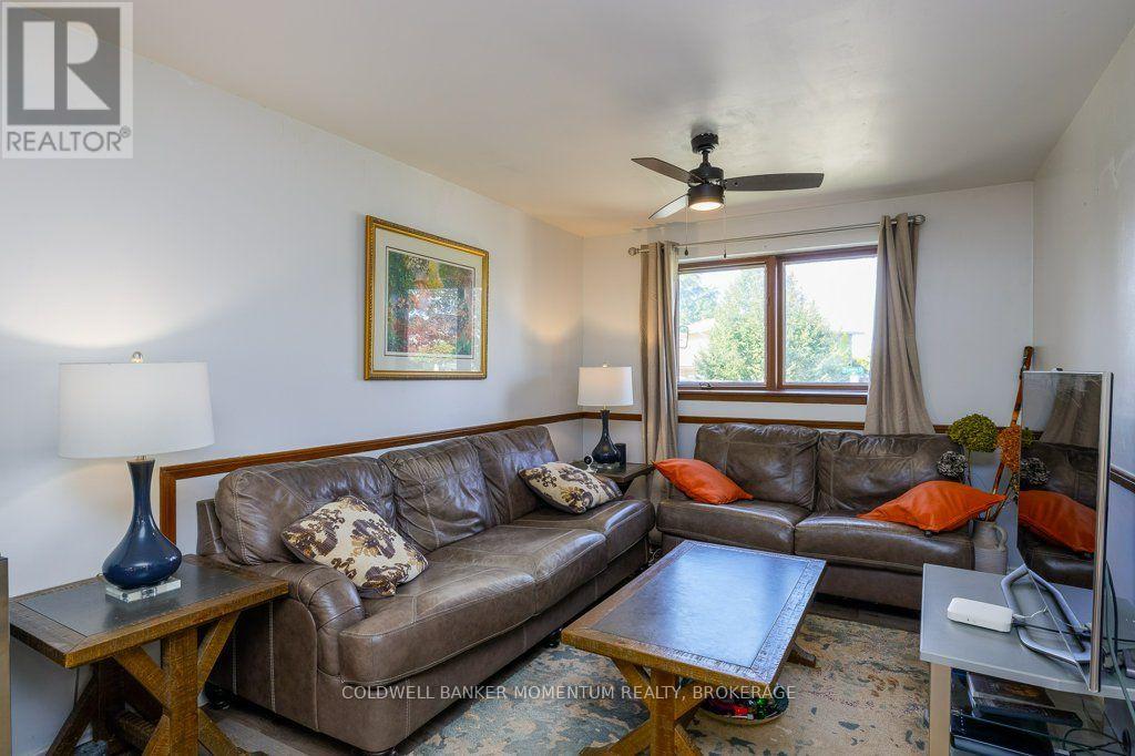 13 Lantana Circle E, St. Catharines (Lakeshore), Ontario L2M 7M5 - Photo 6 - X13872314