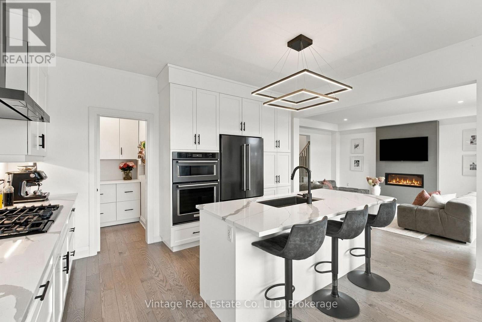 136 Susan Drive, Pelham, Ontario  L0S 1E6 - Photo 8 - X13872324