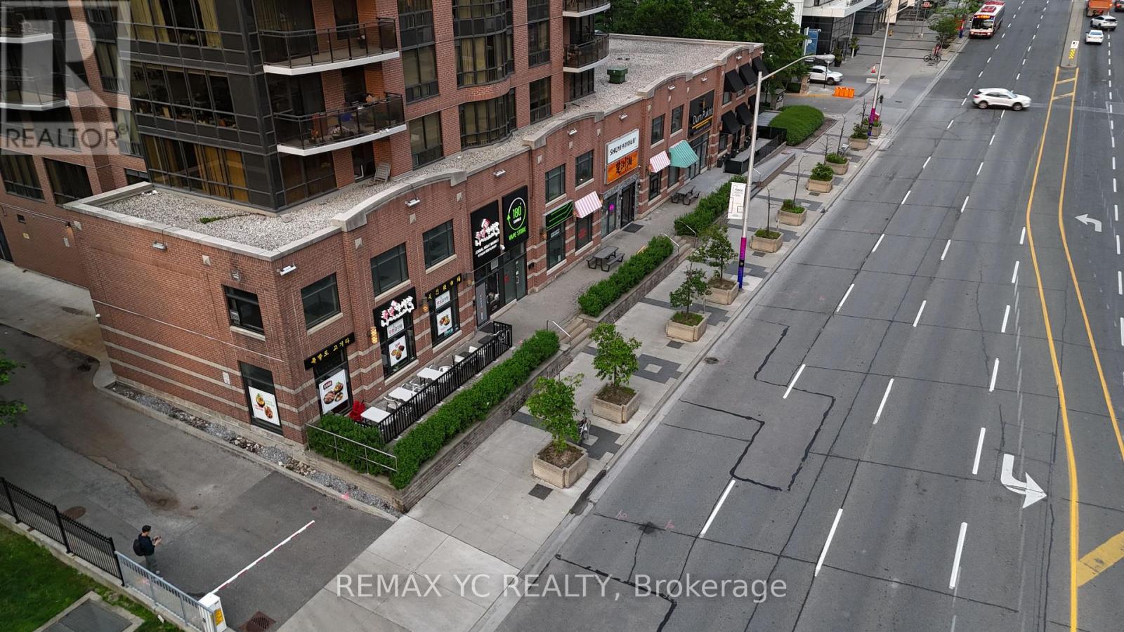 43 Sheppard Avenue E, Toronto, Ontario  M2N 2Z8 - Photo 2 - C13872386