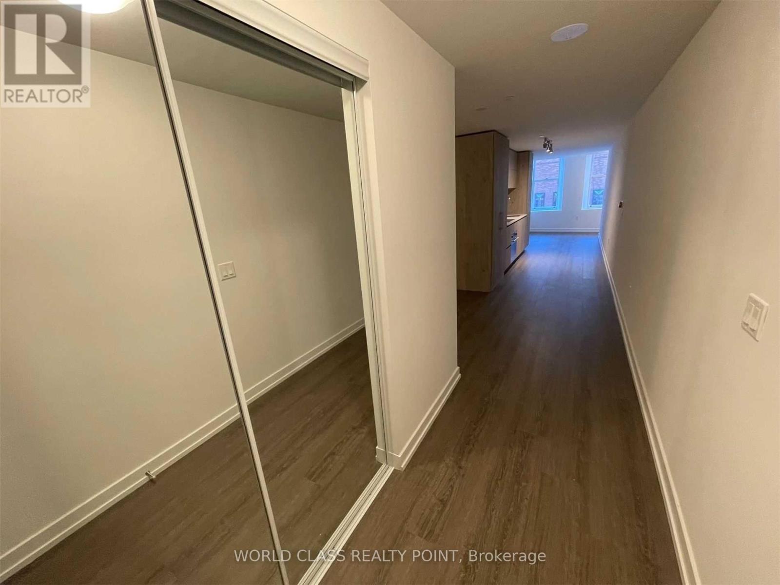 303 - 1 Yorkville Avenue, Toronto, Ontario  M4W 0B1 - Photo 3 - C13872414
