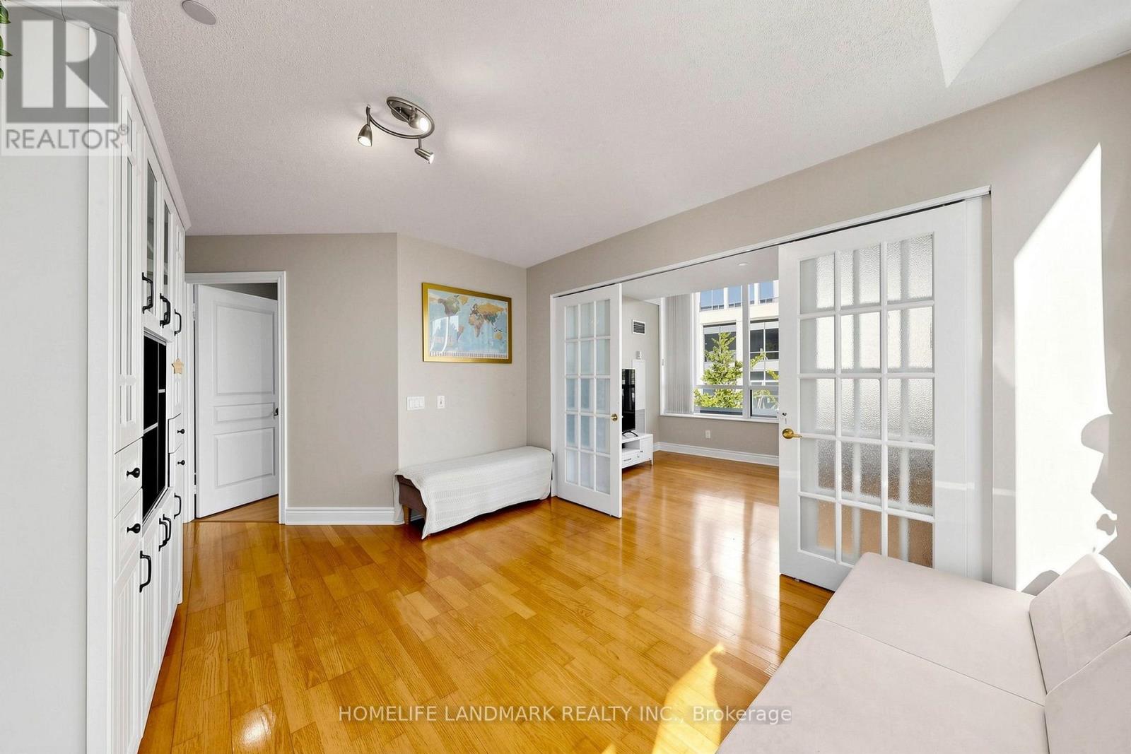 220 - 15 Northtown Way, Toronto, Ontario  M2N 7A2 - Photo 8 - C13872430