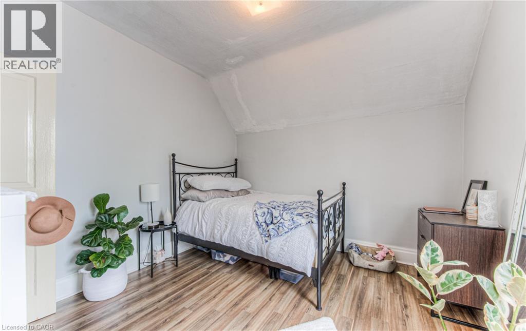 404 Duke Street W Unit# Upper, Kitchener, Ontario  N2H 3Y5 - Photo 13 - 40869530