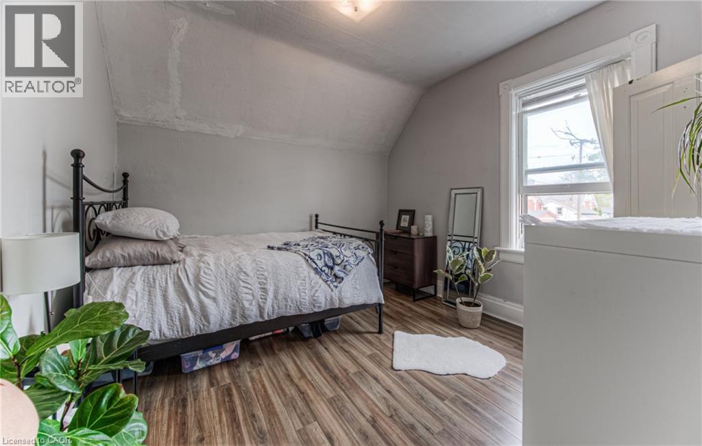 404 Duke Street W Unit# Upper, Kitchener, Ontario  N2H 3Y5 - Photo 5 - 40869530