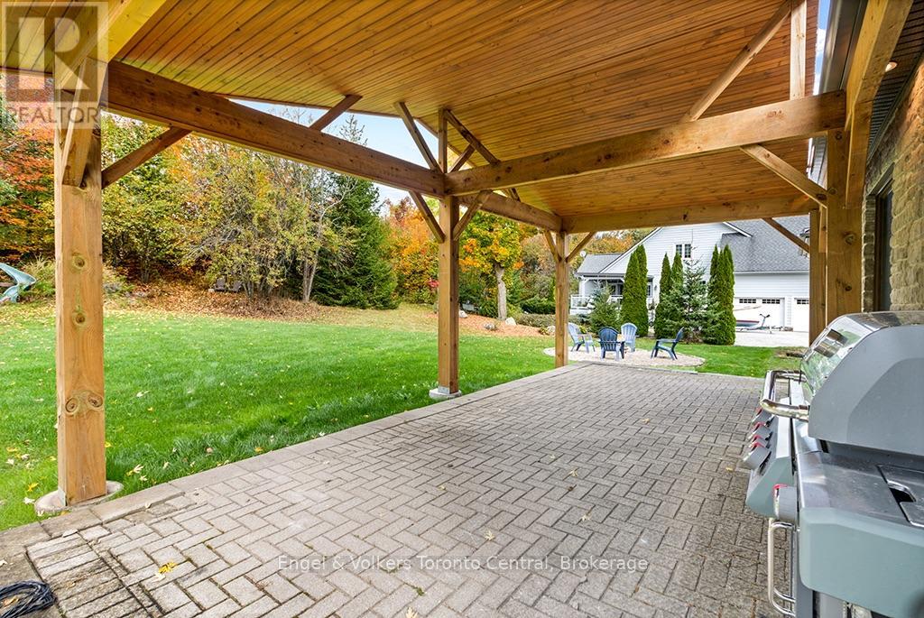 184 Sutacriti Street, Georgian Bluffs, Ontario  N0H 1S0 - Photo 38 - X13872234