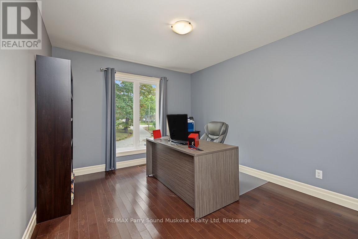 8 Ansley Street, Parry Sound, Ontario P2A 1L6 - Photo 29 - X13872418