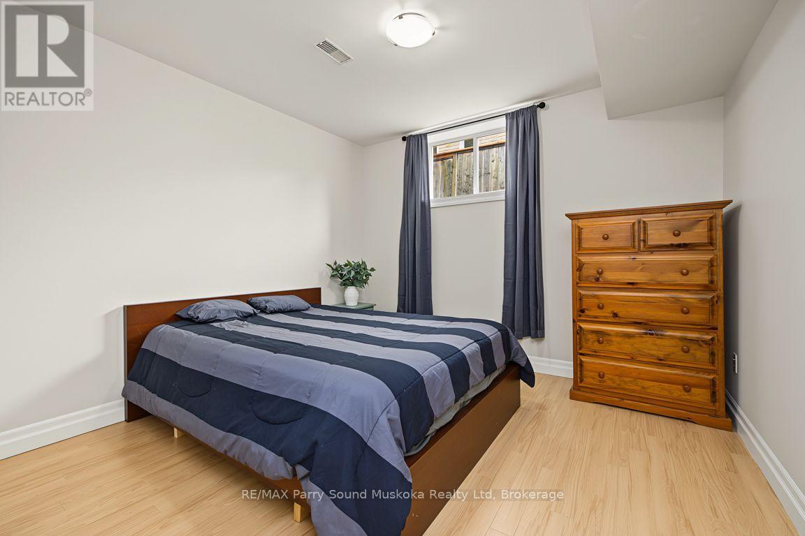 8 Ansley Street, Parry Sound, Ontario P2A 1L6 - Photo 33 - X13872418