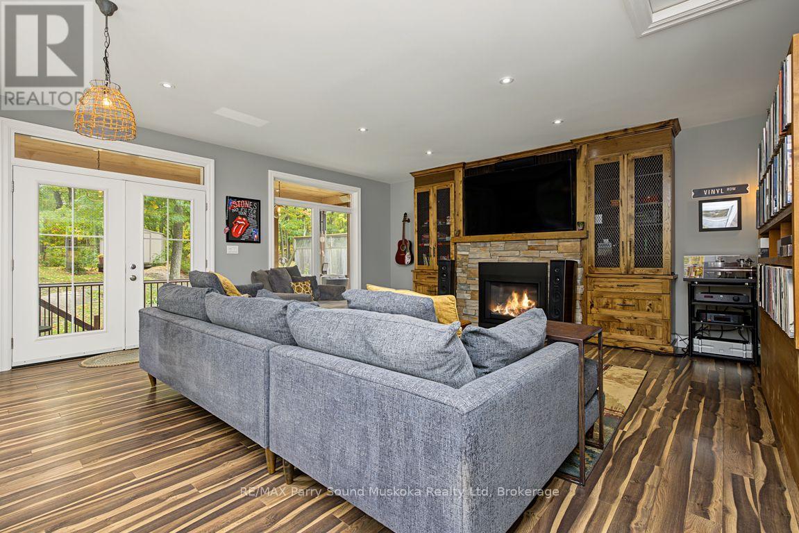 8 Ansley Street, Parry Sound, Ontario P2A 1L6 - Photo 6 - X13872418