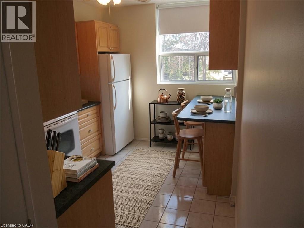 700 Dynes Road Unit# 209, Burlington, Ontario  L7N 3M2 - Photo 4 - 40866112