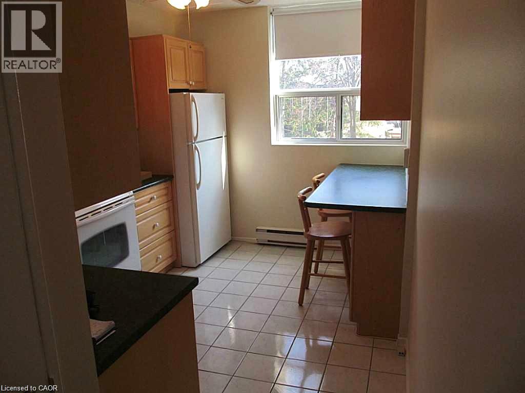 700 Dynes Road Unit# 209, Burlington, Ontario  L7N 3M2 - Photo 5 - 40866112