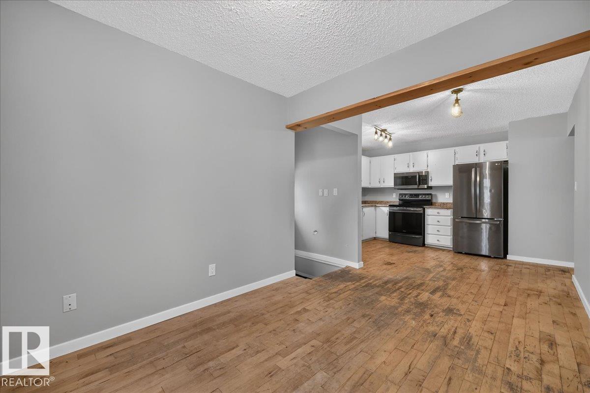 4709 45 ST