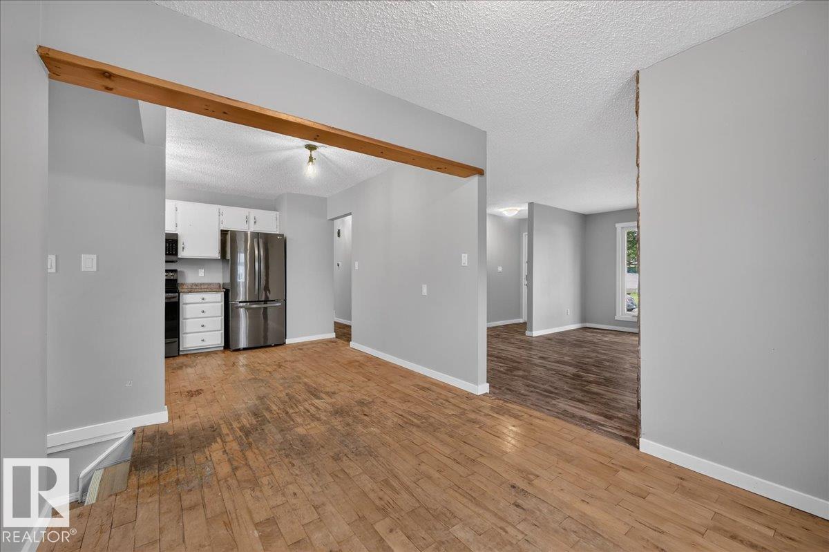4709 45 ST