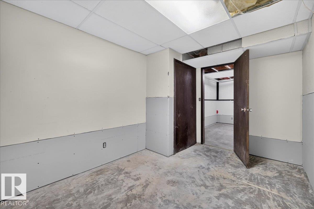 4709 45 ST