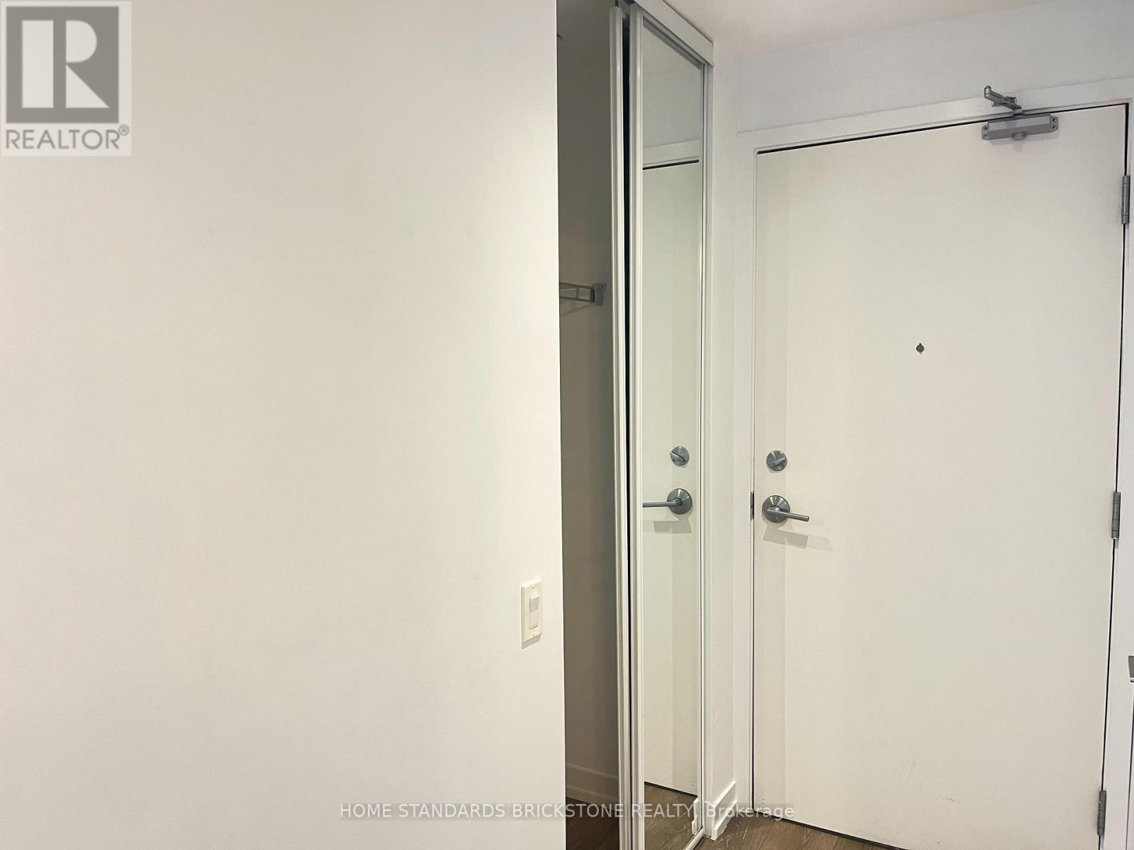 2605 - 898 Portage Parkway, Vaughan, Ontario  L4K 0J6 - Photo 5 - N13872252