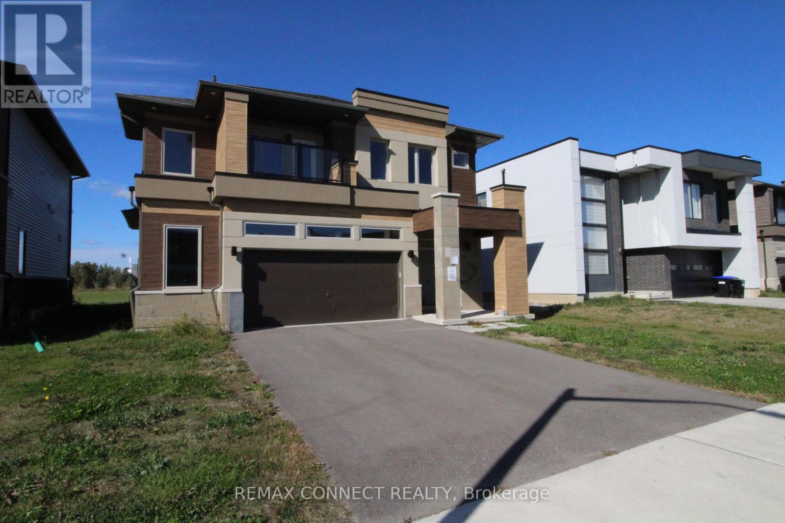 3715 Quayside Drive, Severn (West Shore), Ontario  L3V 8M9 - Photo 1 - S13872286