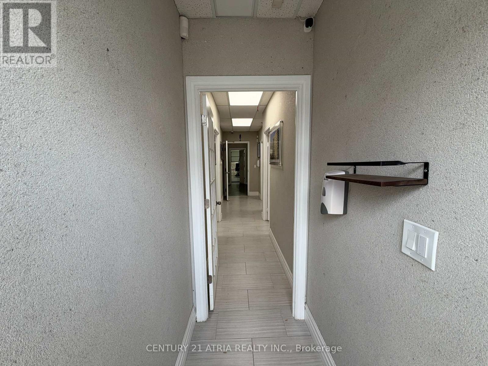 14 - 755 Queensway, Mississauga, Ontario  L4Y 4C6 - Photo 7 - W13872374