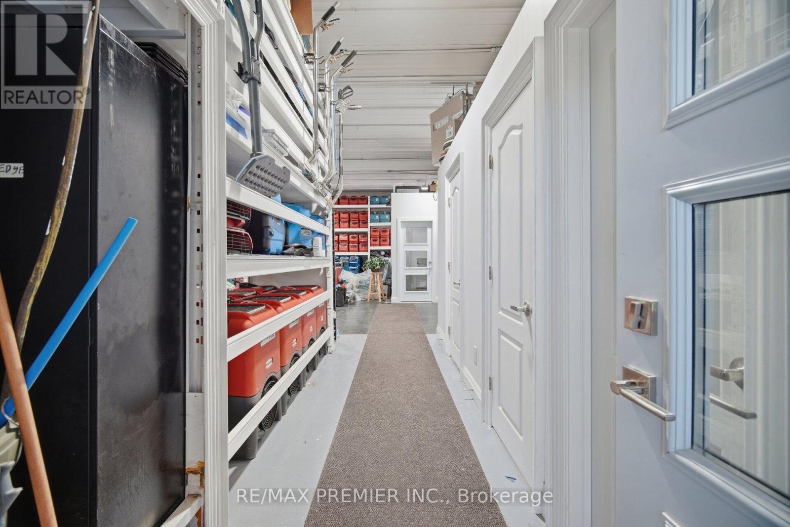 34 Rivalda Road E, Toronto, Ontario  M9M 2M3 - Photo 22 - W13872452