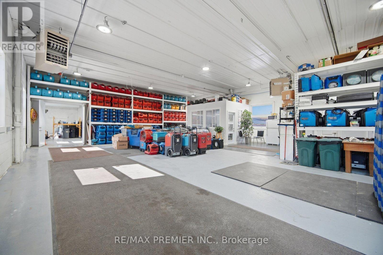 34 Rivalda Road E, Toronto, Ontario  M9M 2M3 - Photo 27 - W13872452