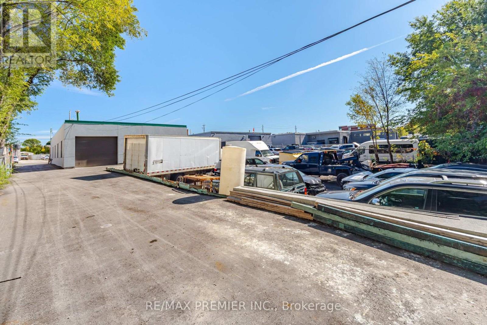 34 Rivalda Road E, Toronto, Ontario  M9M 2M3 - Photo 6 - W13872452