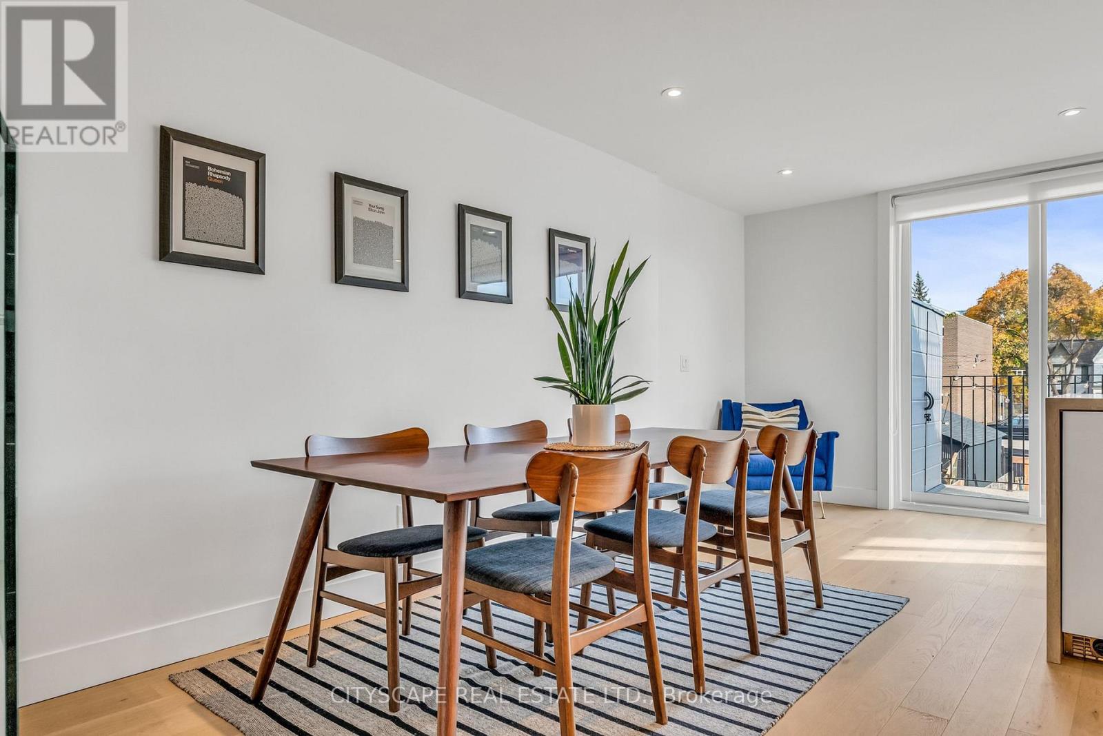 Upper - 61 Edwin Avenue, Toronto, Ontario  M6P 3Z5 - Photo 12 - W13872498