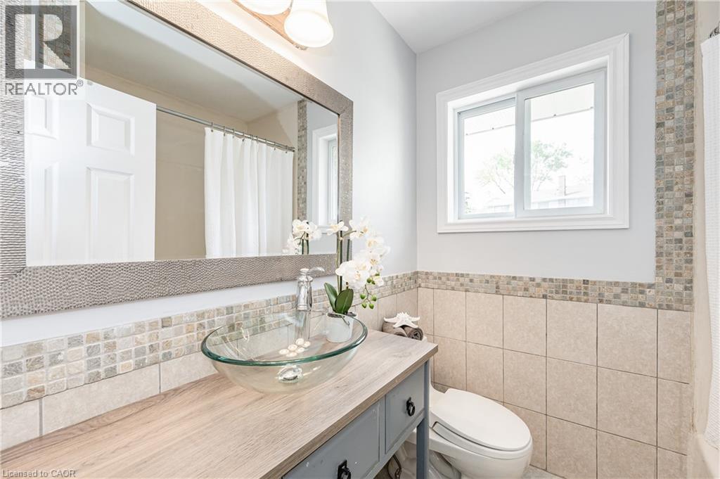 388 Appleby Line, Burlington, Ontario  L7L 2X8 - Photo 18 - 40869550