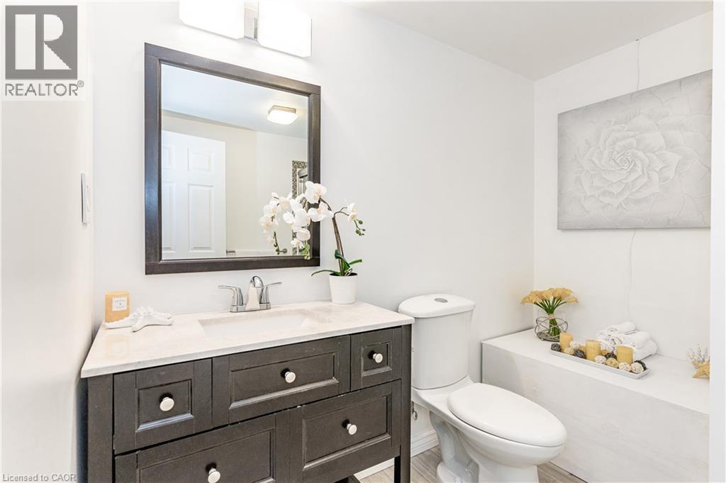 388 Appleby Line, Burlington, Ontario  L7L 2X8 - Photo 24 - 40869550