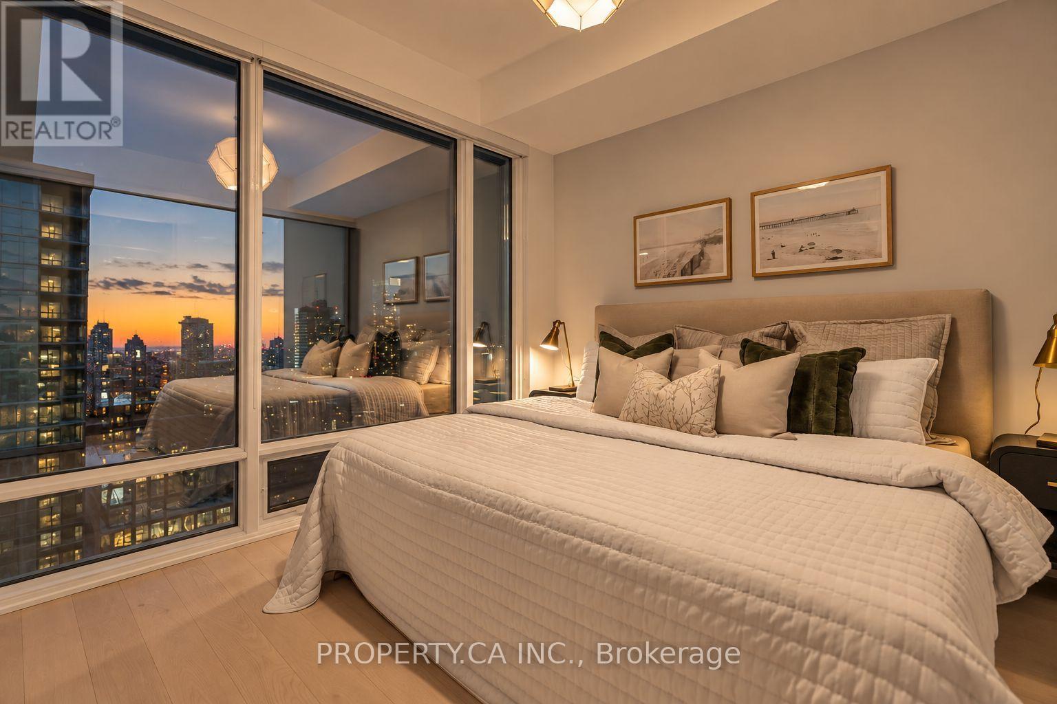 3002 - 488 University Avenue, Toronto, Ontario  M5G 0C1 - Photo 17 - C13864532
