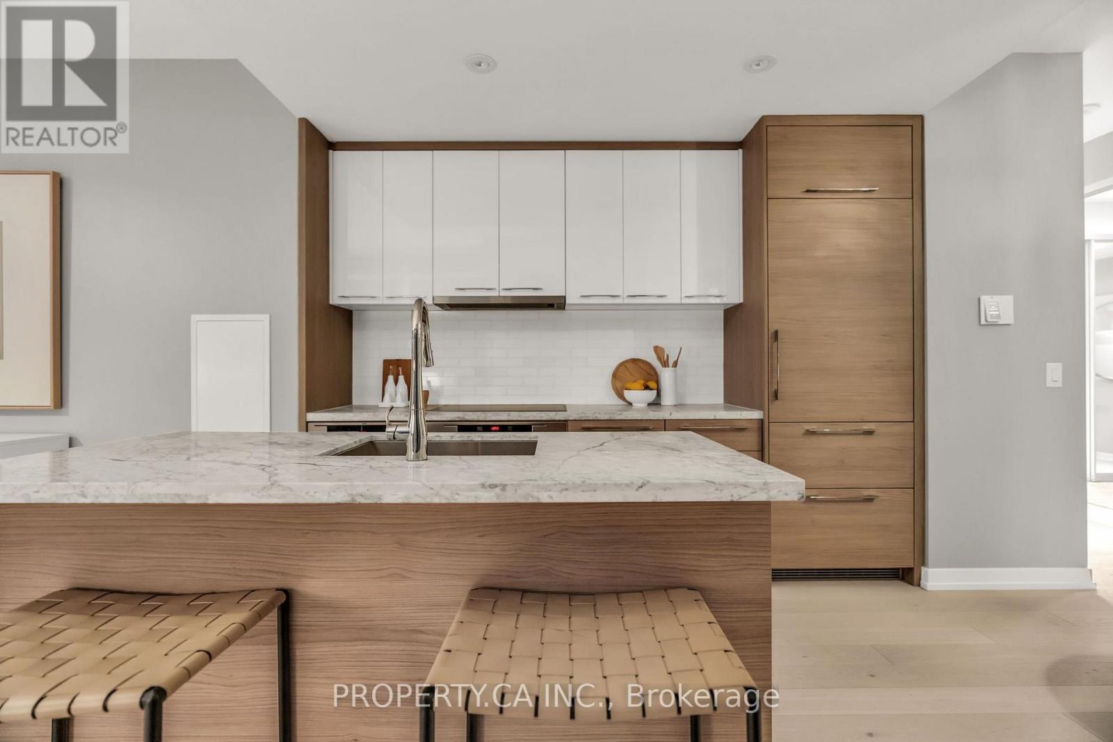 3002 - 488 University Avenue, Toronto, Ontario  M5G 0C1 - Photo 9 - C13864532