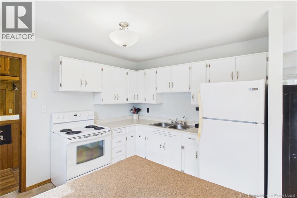 460 Lawrence Street, Saint John, New Brunswick  E2M 2Z2 - Photo 11 - NB149101