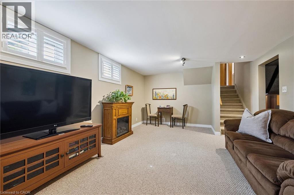 62 Gibson Drive, Kitchener, Ontario  N2B 2P4 - Photo 28 - 40866285