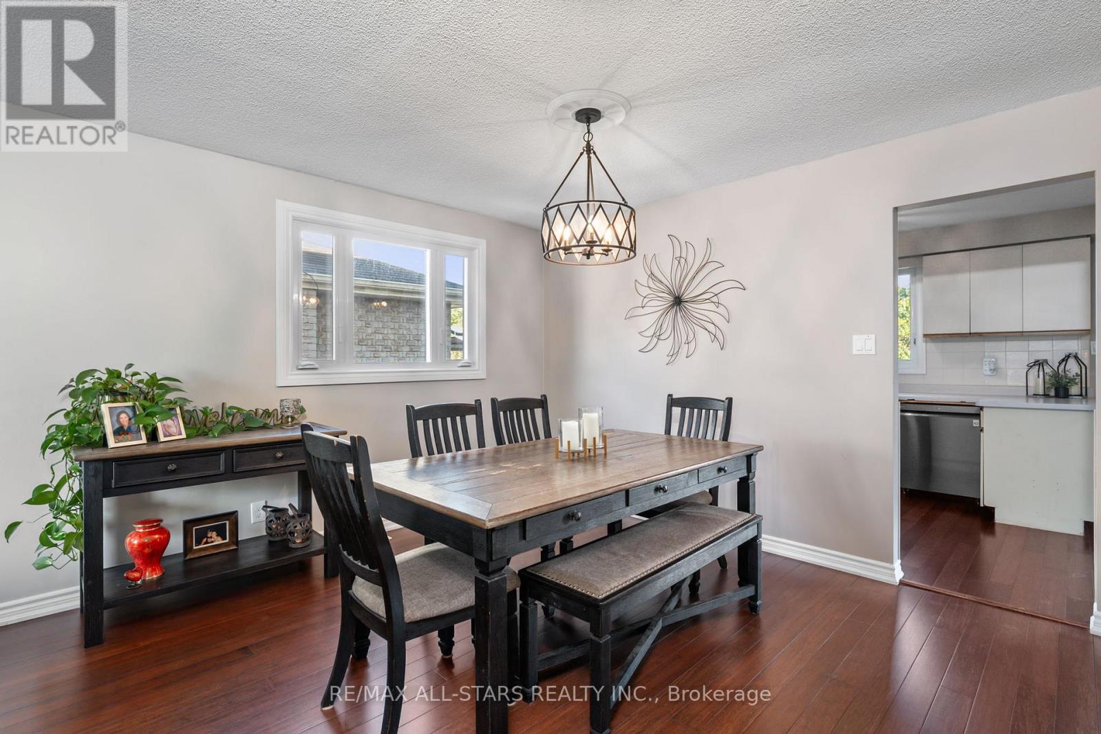222 Biscayne Boulevard, Georgina, Ontario  L4P 3L8 - Photo 8 - N13863962