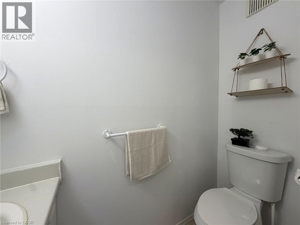 195 Ferguson Drive Unit# 6, Woodstock, Ontario  N4V 1A4 - Photo 4 - 40868353