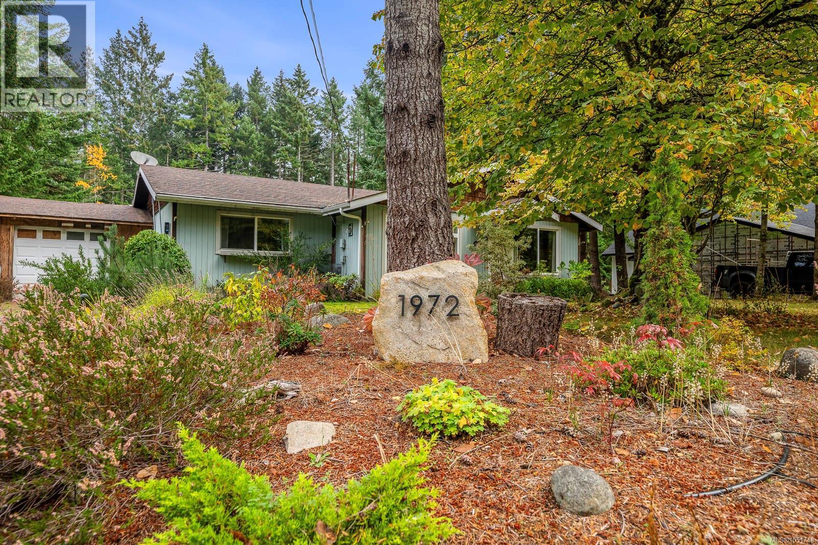 1972 Greenwood Cres, Comox, British Columbia  V9M 4B1 - Photo 2 - 1051748