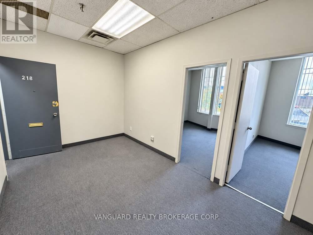 218 - 61 Alness Street, Toronto, Ontario  M3J 2H2 - Photo 4 - W13233346