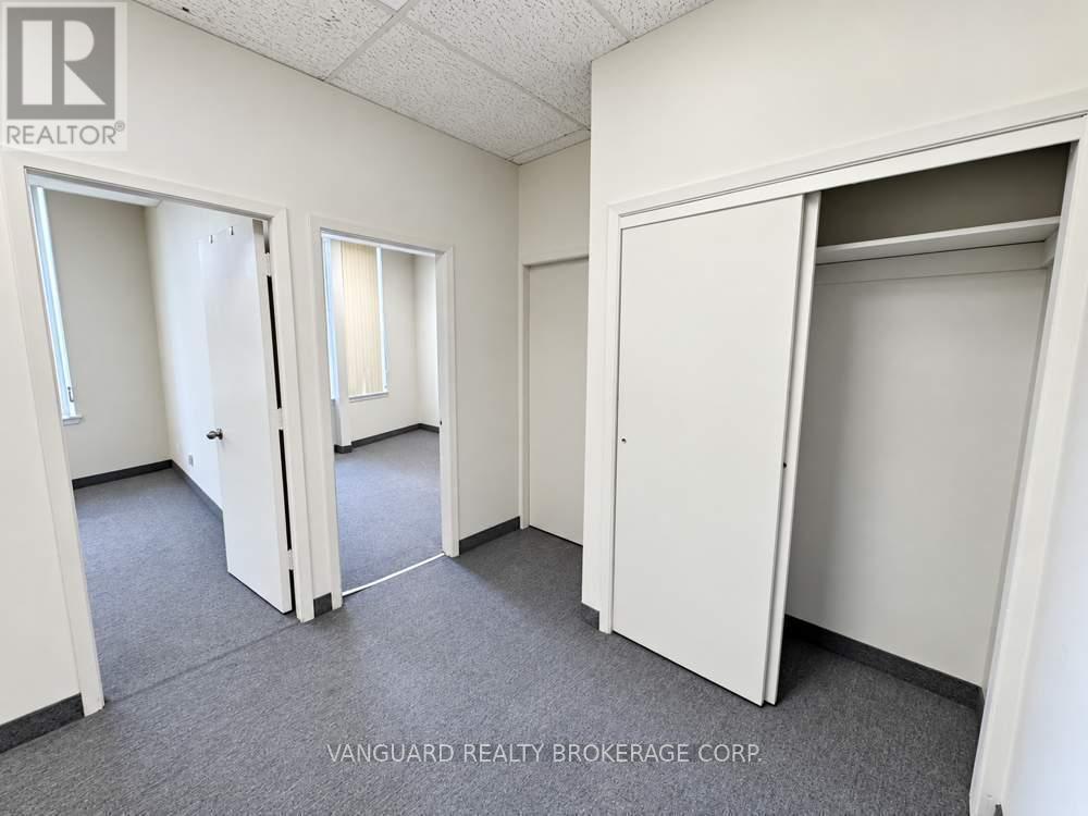 218 - 61 Alness Street, Toronto, Ontario  M3J 2H2 - Photo 7 - W13233346