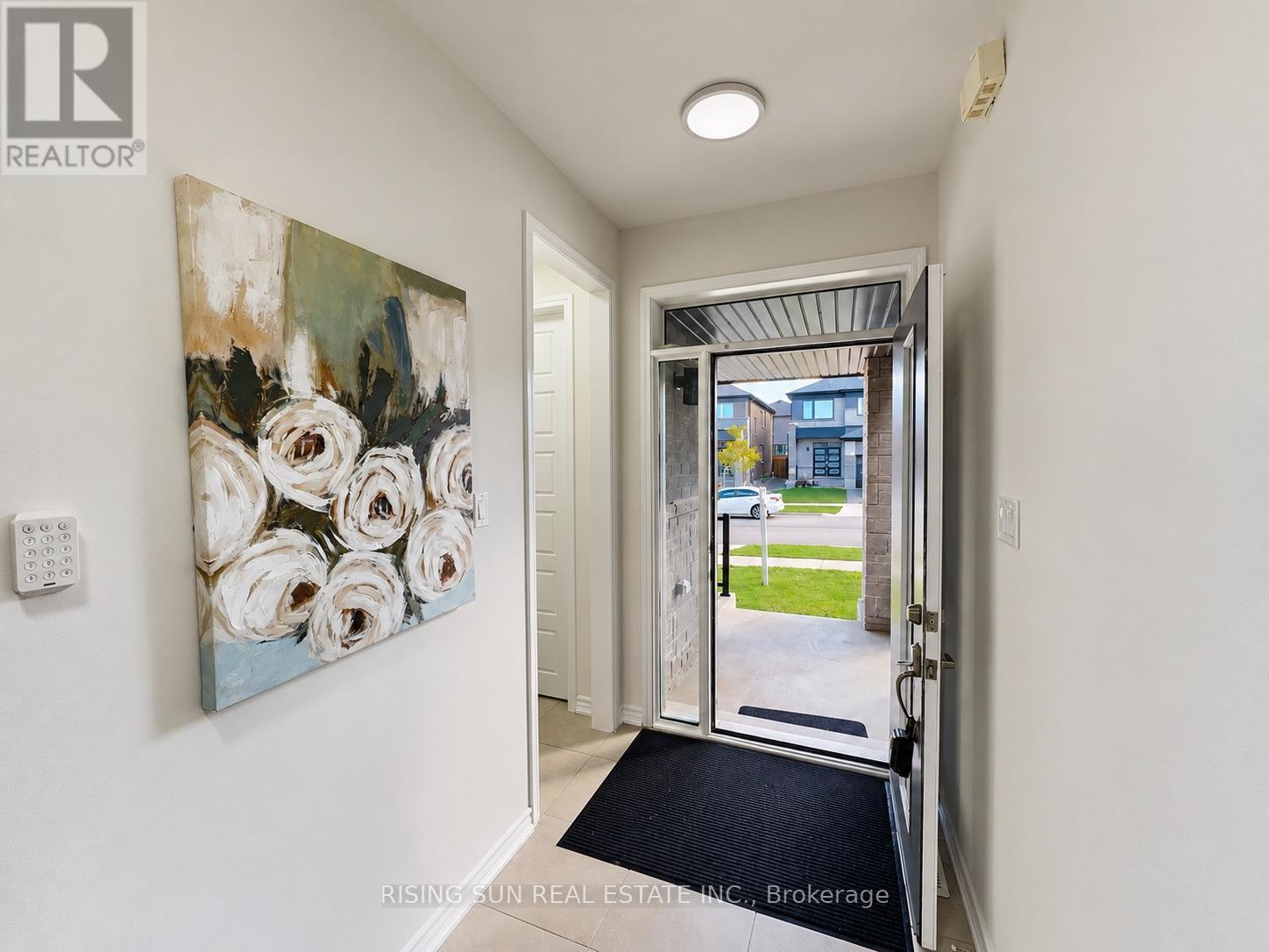 23 Routley Street, Kitchener, Ontario  N2R 0S2 - Photo 2 - X13870748