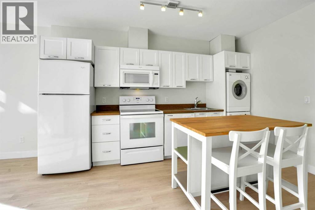 704, 3830 Brentwood Road NW