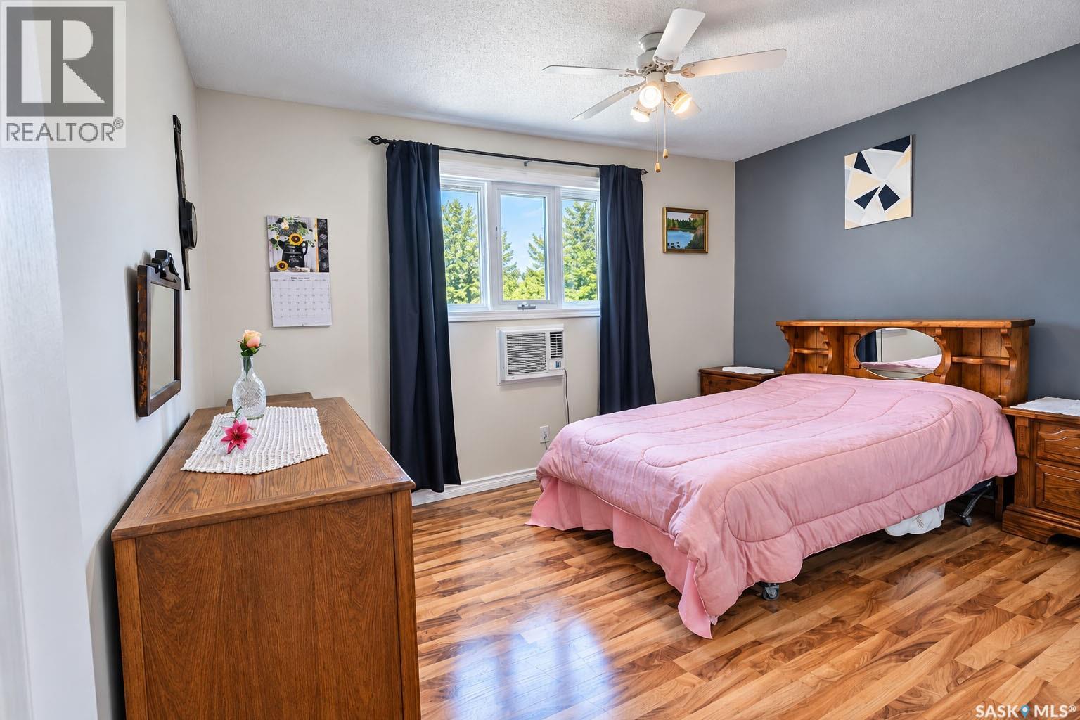 2338 Mcdonald Avenue, Prince Albert, Saskatchewan  S6V 2V6 - Photo 11 - SK050524