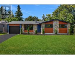 8 BRIAN CRESCENT, Ottawa, Ontario