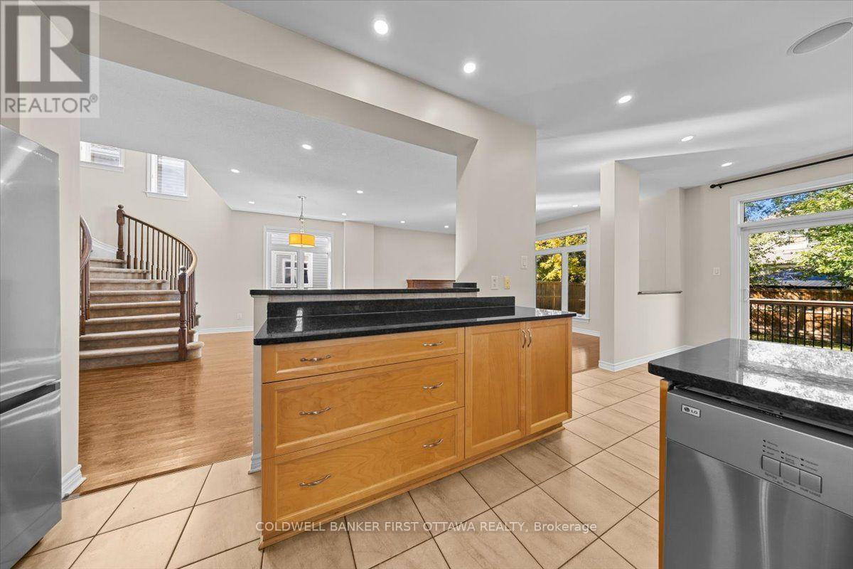 2898 Findlay Creek Drive, Ottawa, Ontario  K1T 0G6 - Photo 11 - X13872586