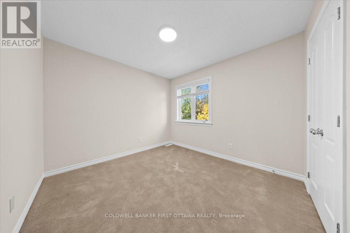 2898 Findlay Creek Drive, Ottawa, Ontario  K1T 0G6 - Photo 18 - X13872586