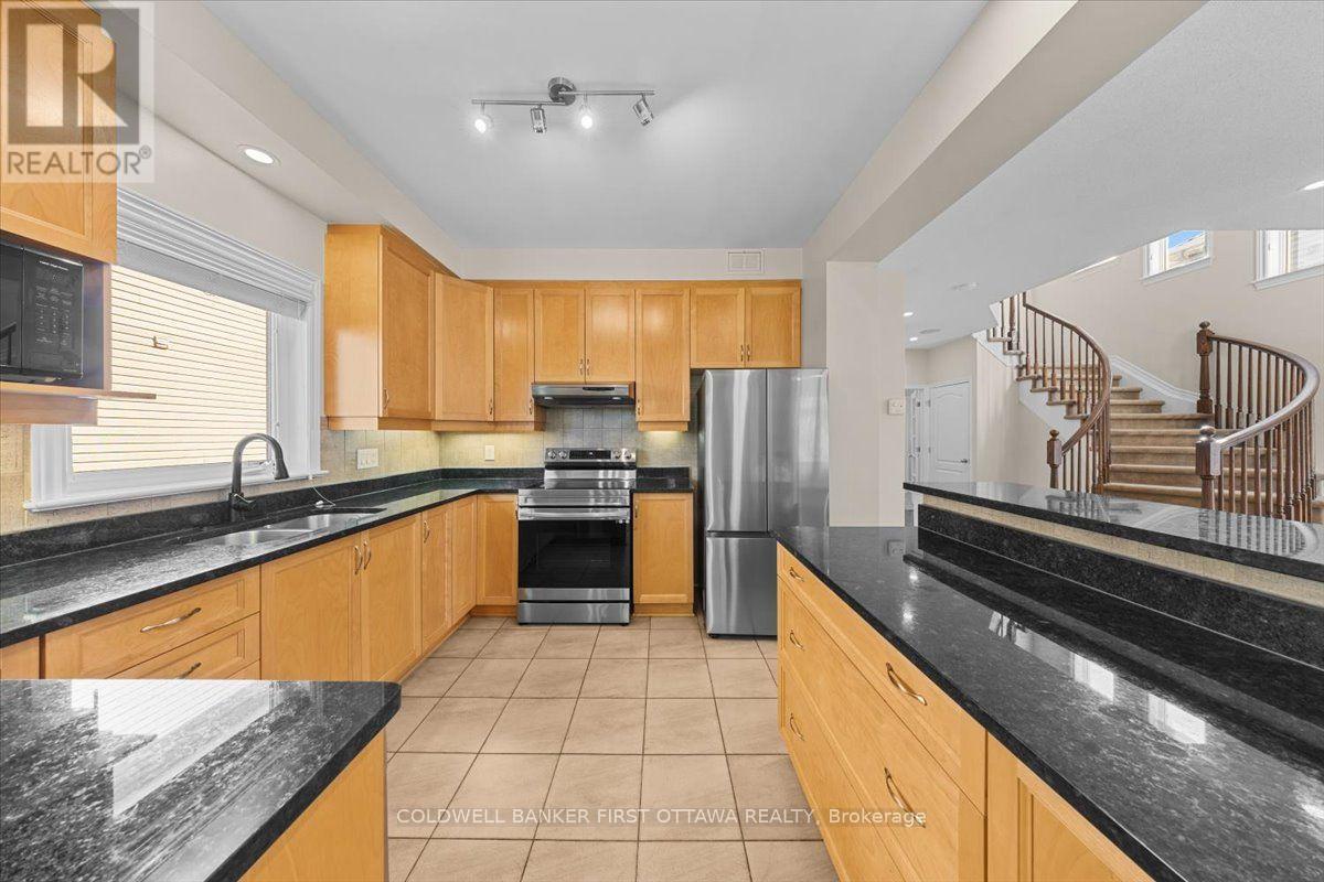 2898 Findlay Creek Drive, Ottawa, Ontario  K1T 0G6 - Photo 9 - X13872586