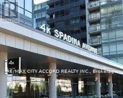 527 - 4K SPADINA AVENUE