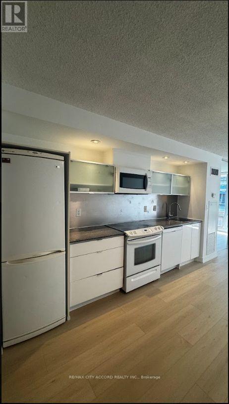 527 - 4k Spadina Avenue, Toronto, Ontario  M5V 3Y9 - Photo 10 - C13872606