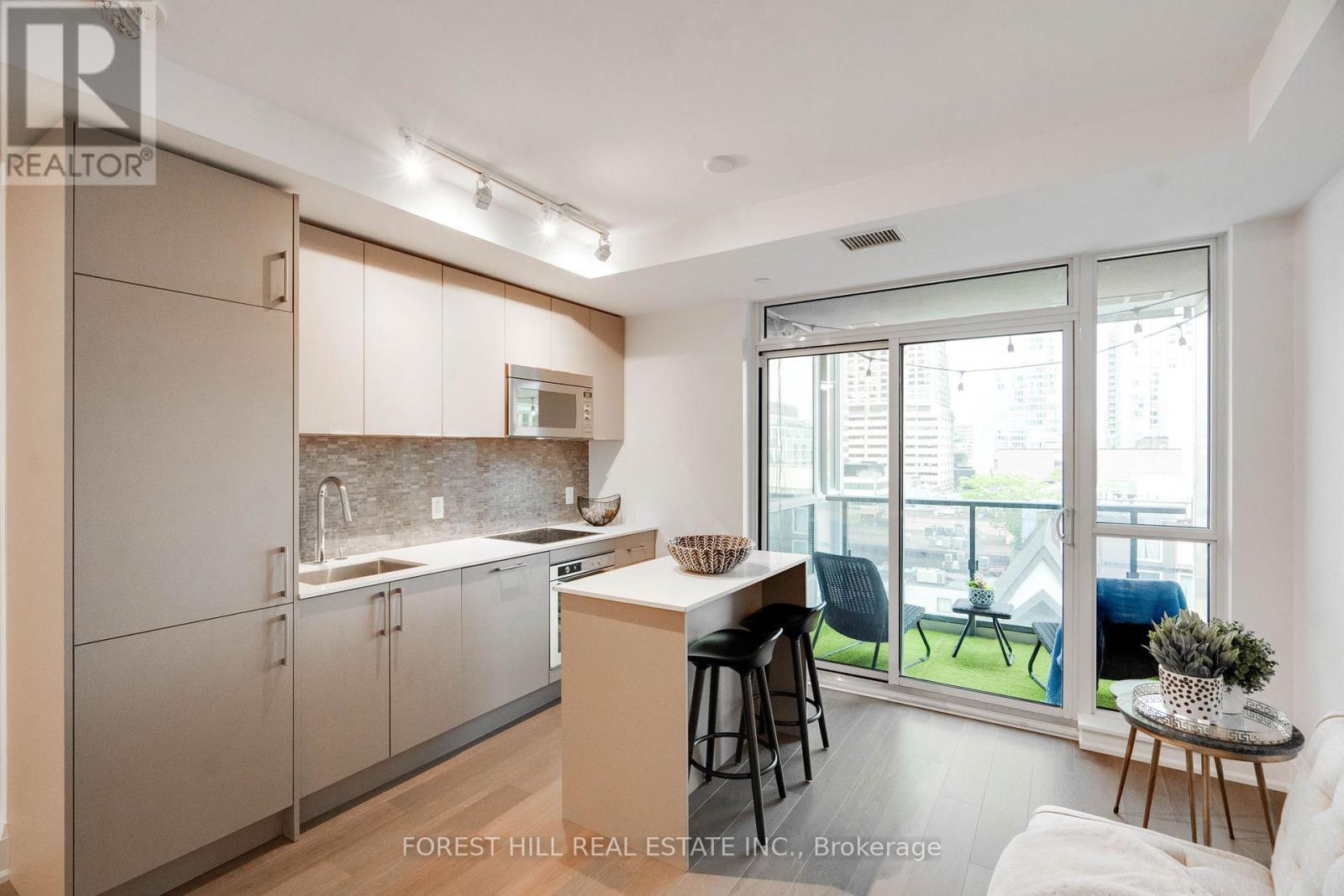 605 - 88 Cumberland Street, Toronto, Ontario  M5R 1A3 - Photo 12 - C13872638
